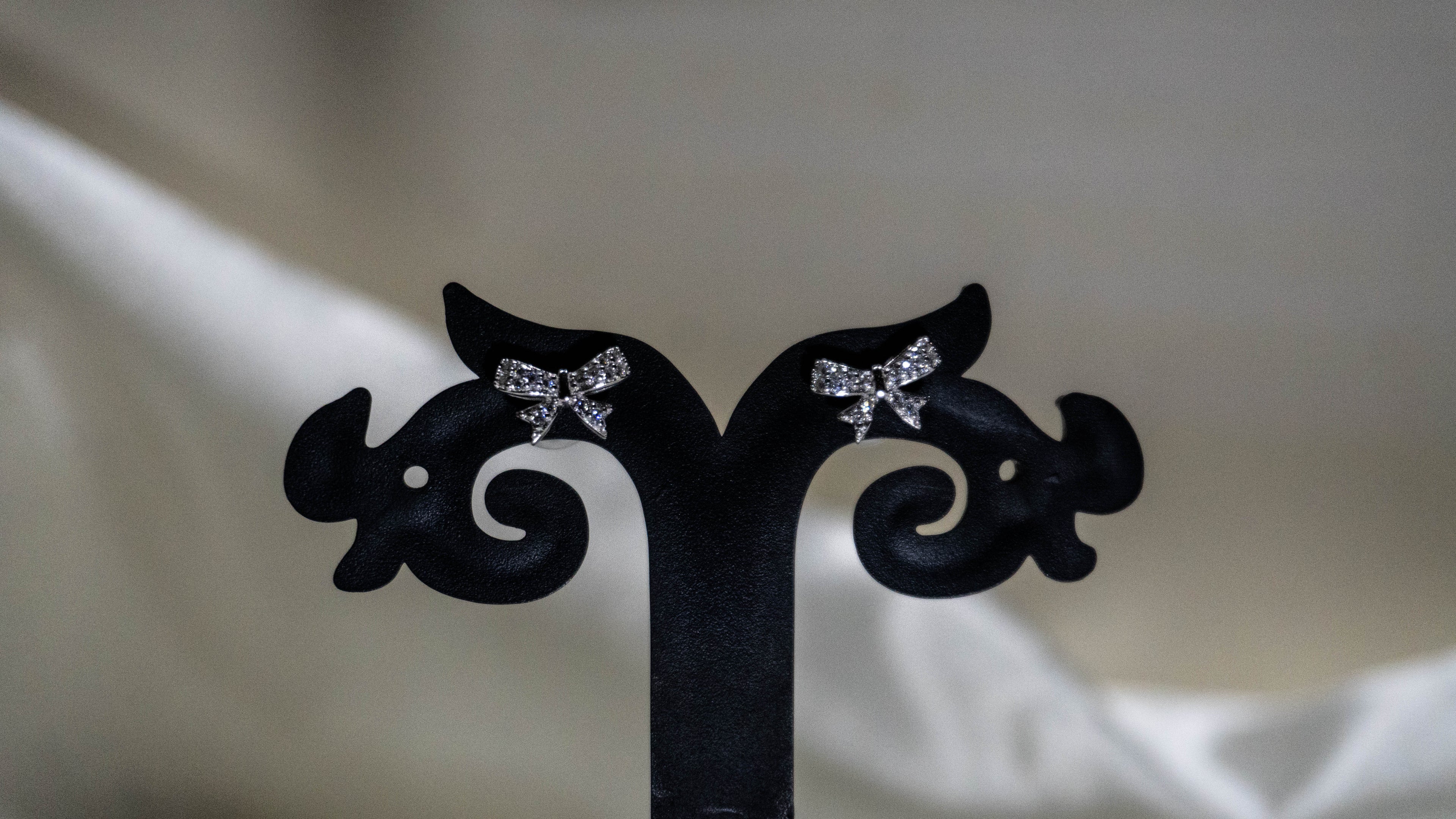 2-in-1 Diamond &amp; Pearl Earrings