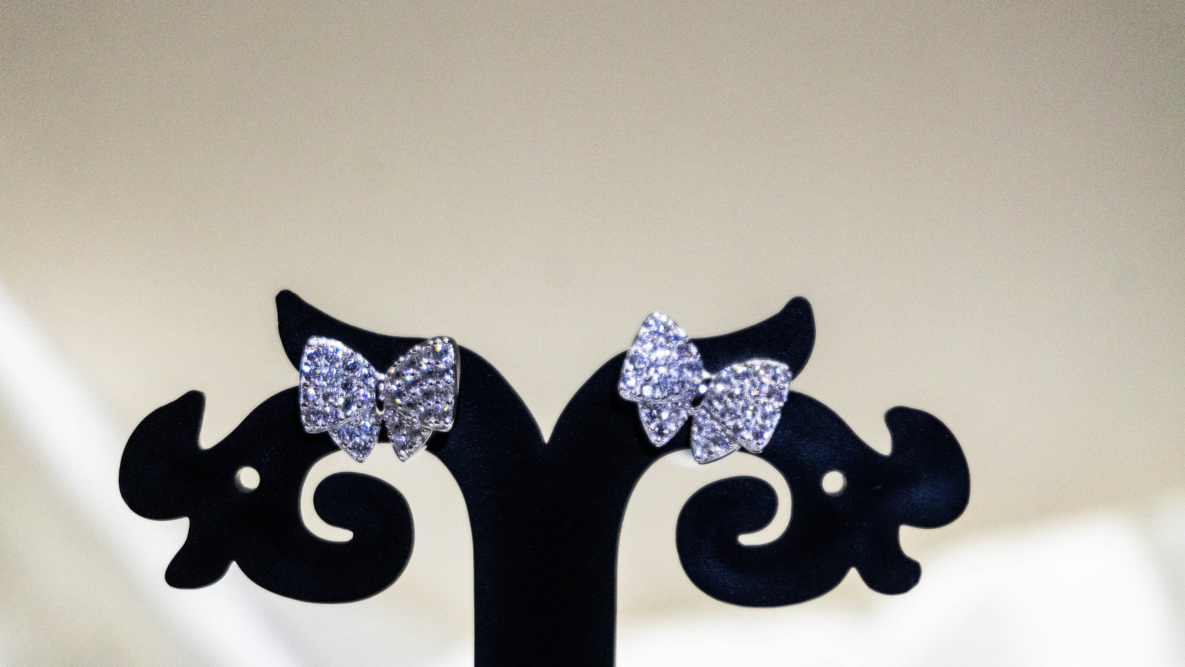 2-in-1 Diamond &amp; Pearl Earrings