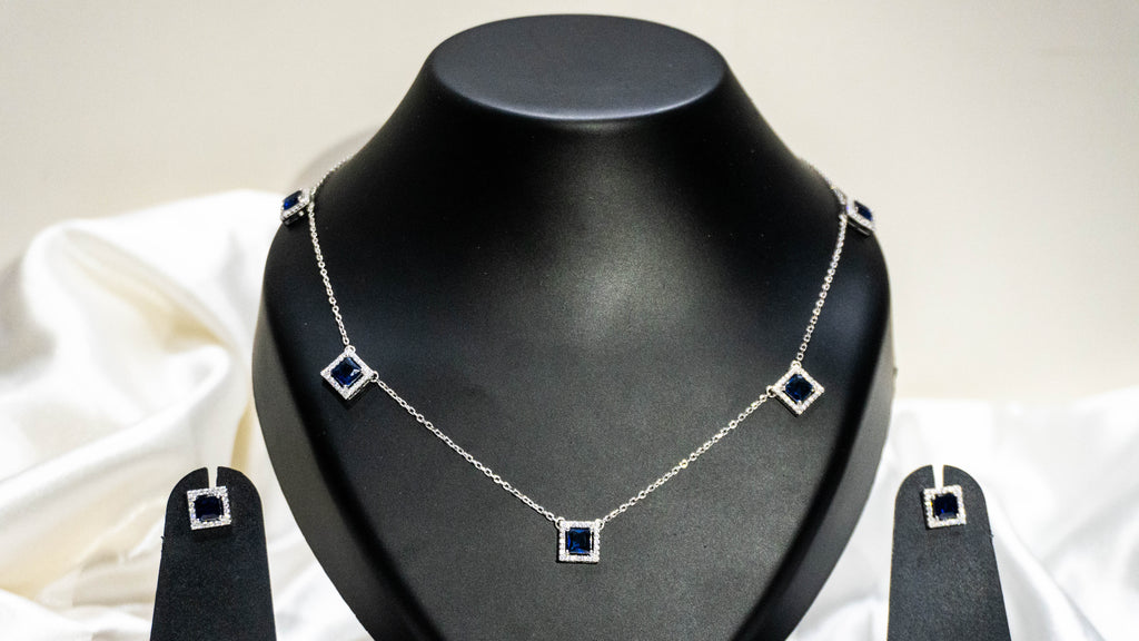 Elegant Chain Necklace Set