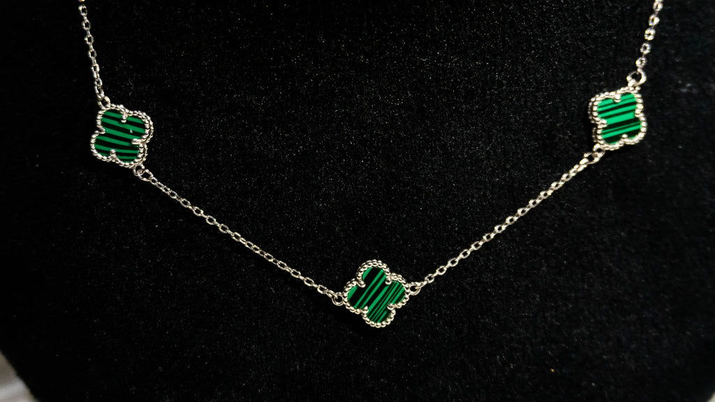 Mini Floral Necklace Allure Design