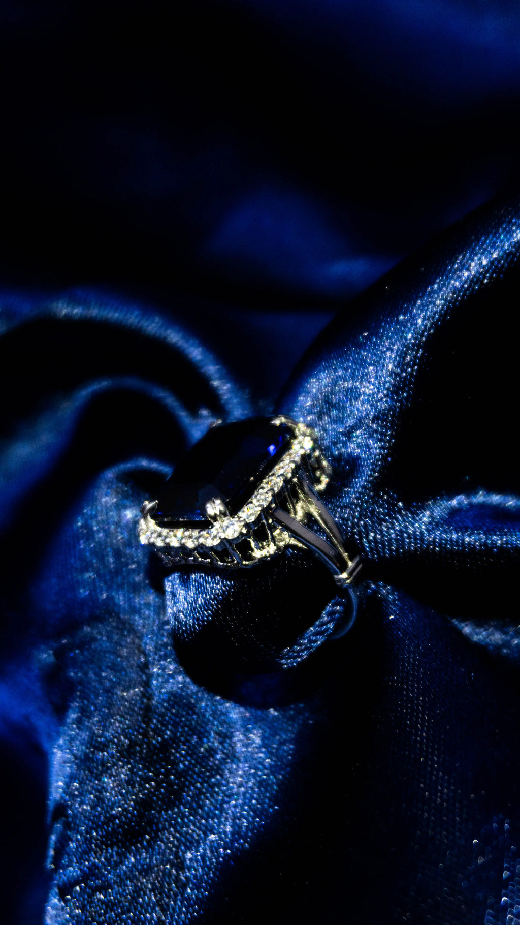 KIRA Ring Allure Design