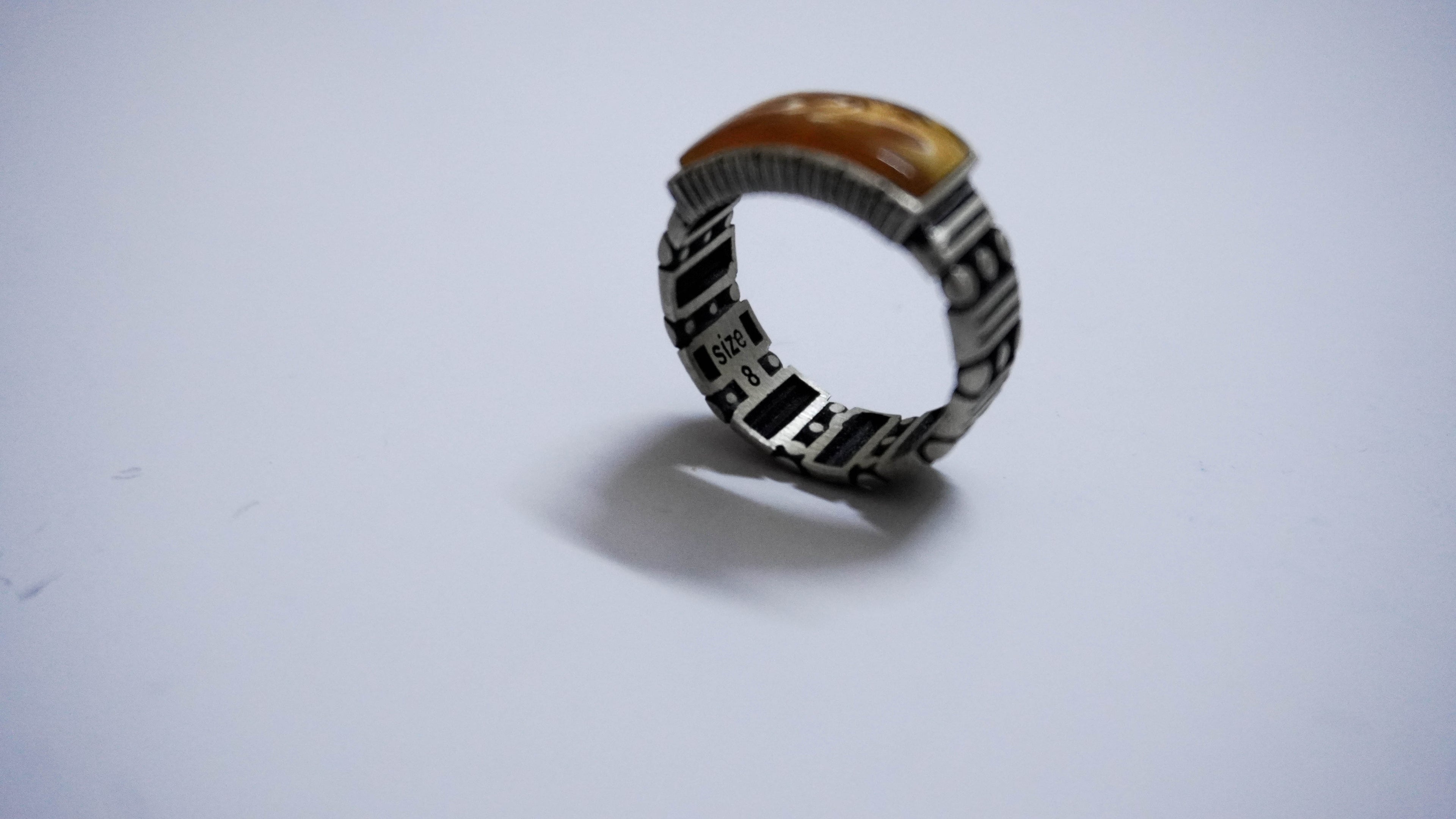 Verdant Crest Men’s Ring Allure Design