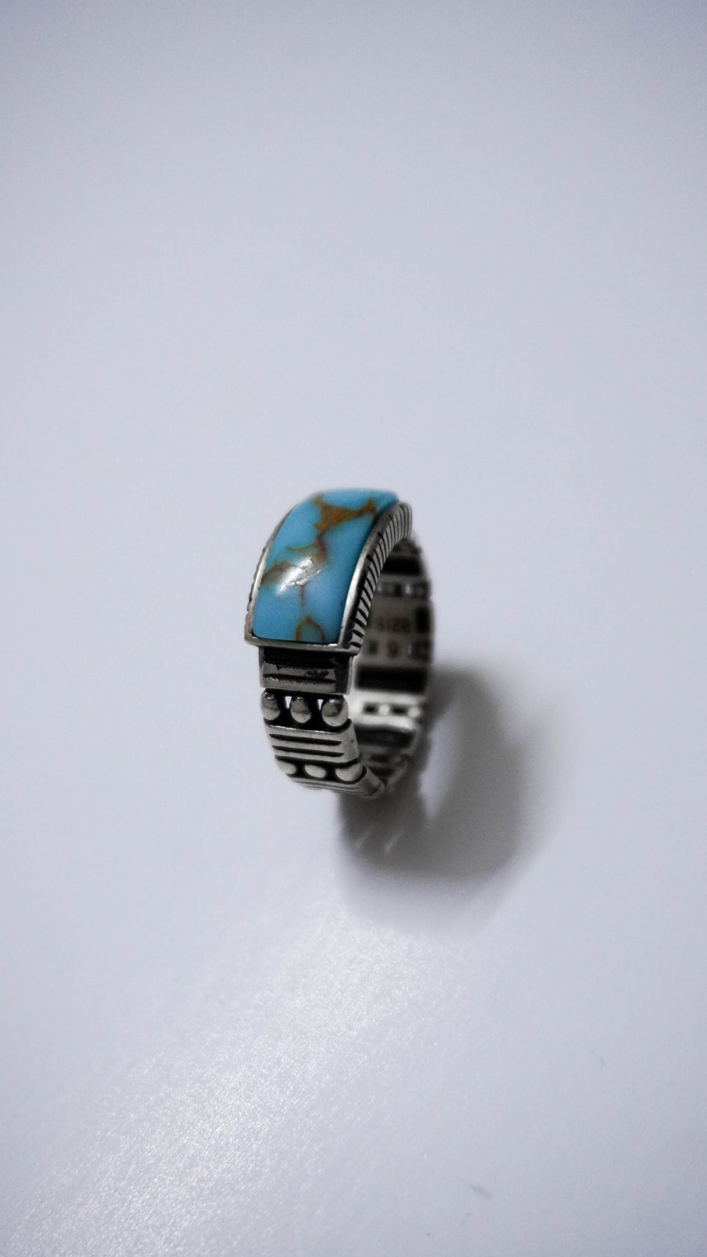 Verdant Crest Men’s Ring Allure Design