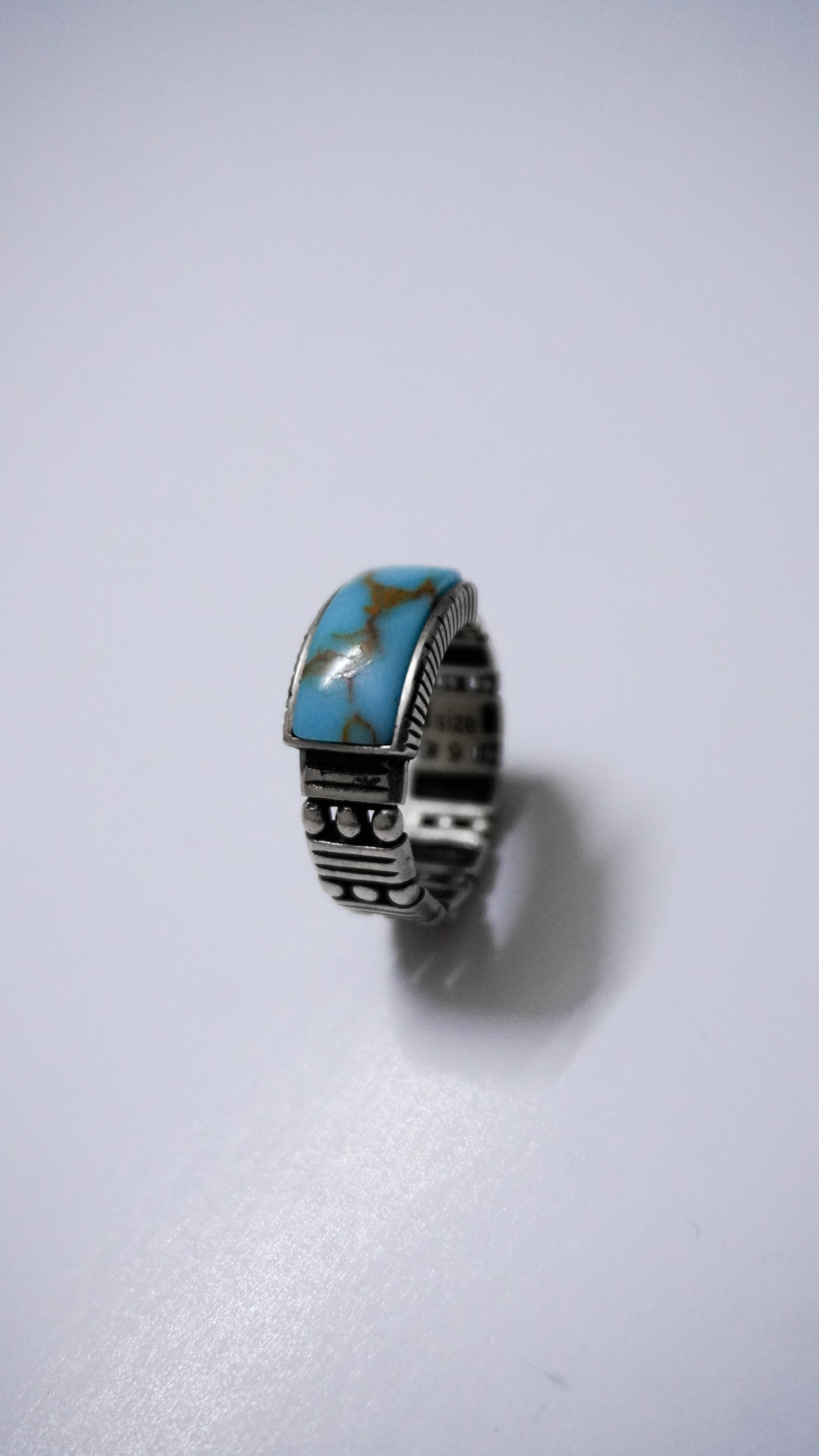 Verdant Crest Men’s Ring Allure Design